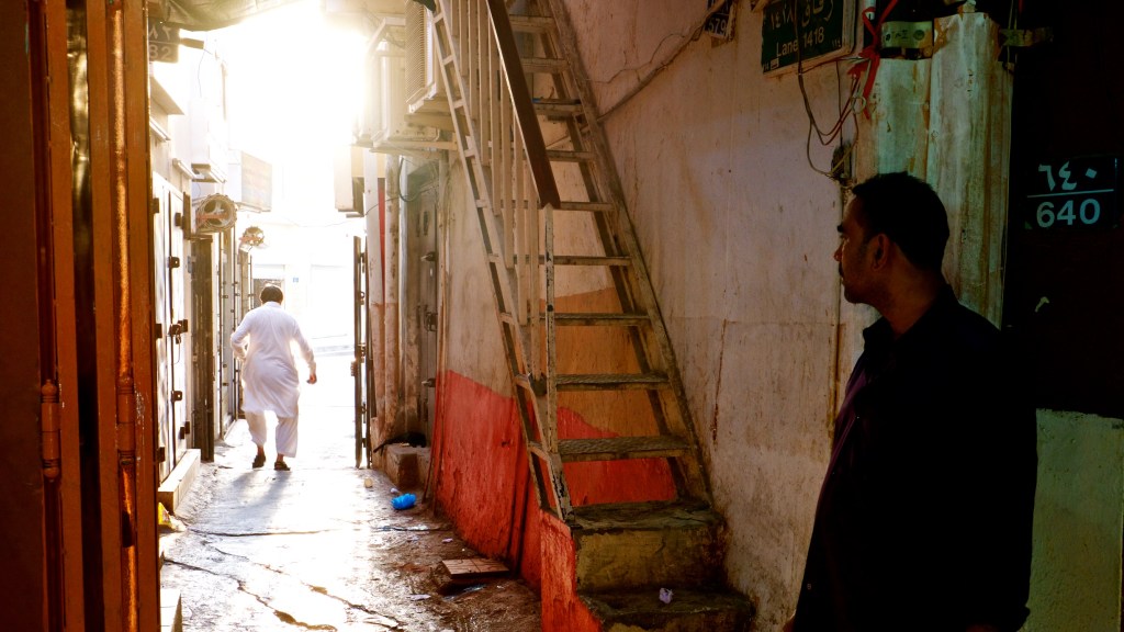 Oman_Street002